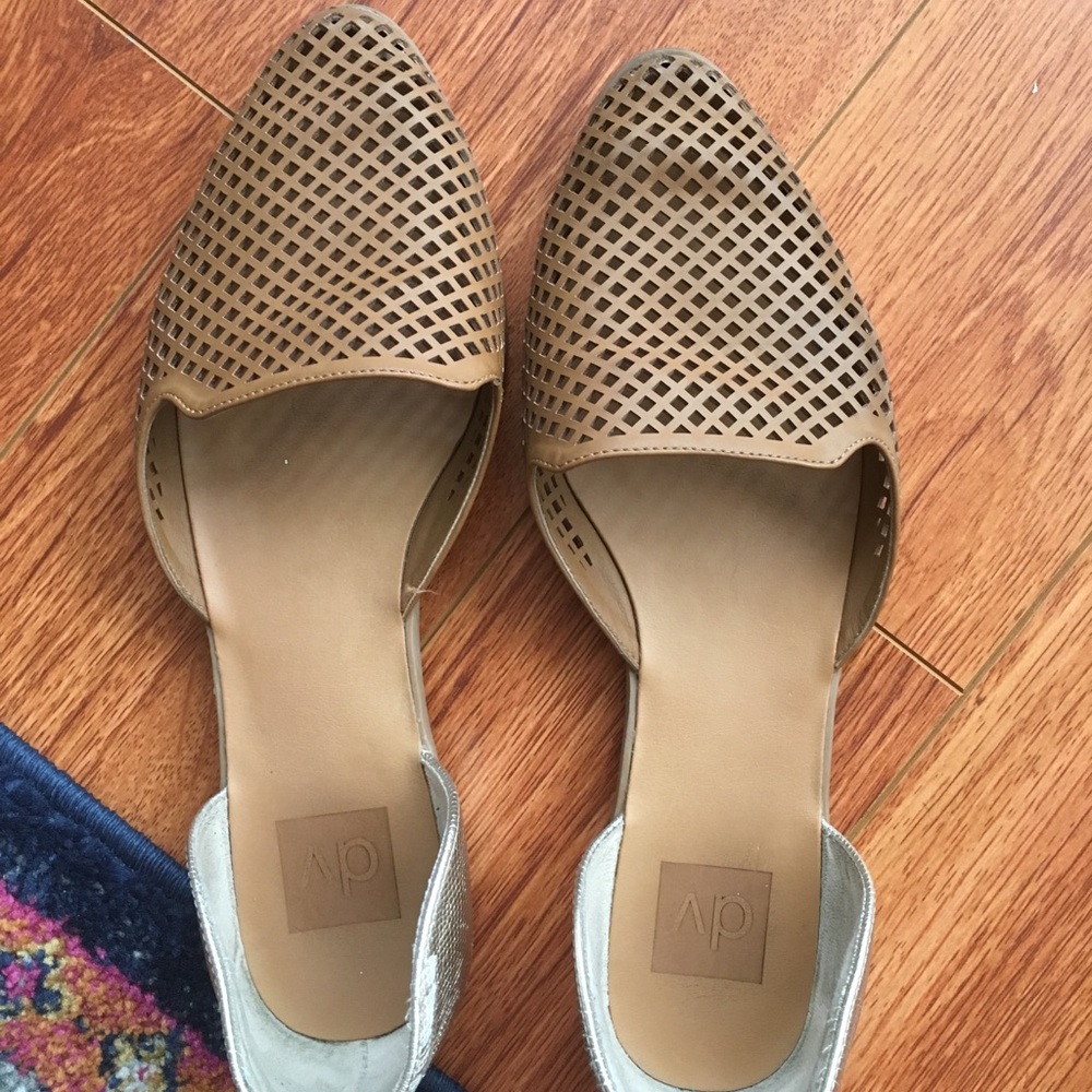 Dolce Vita Flats